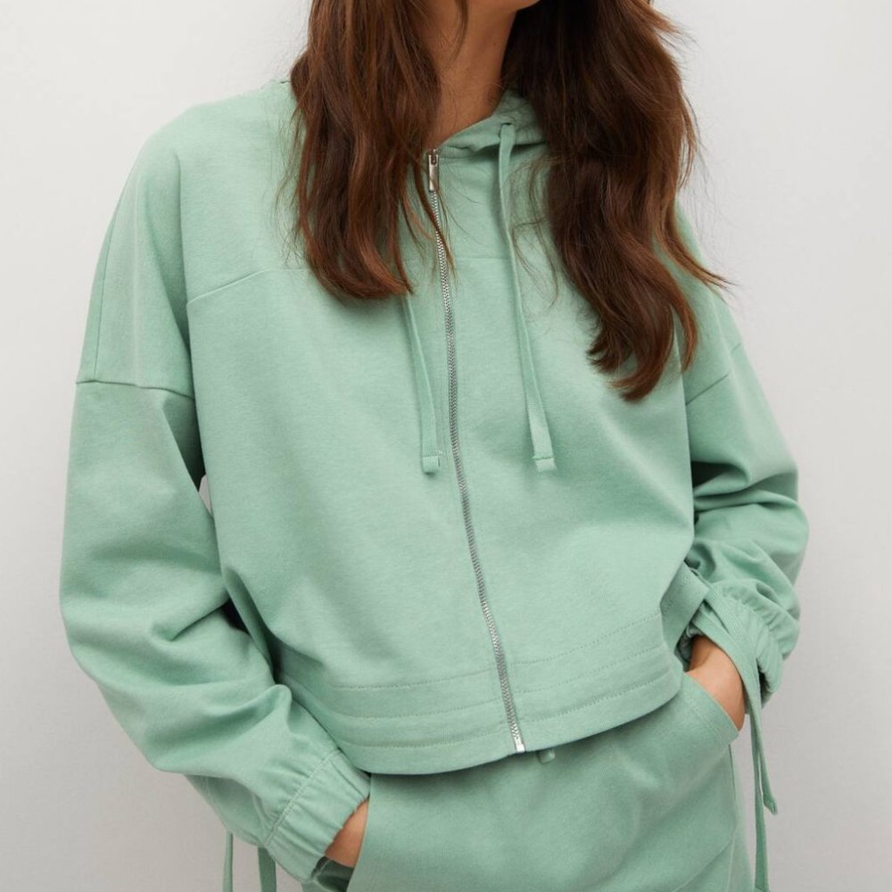 MANGO | Cropped Green Zipper Hoodie